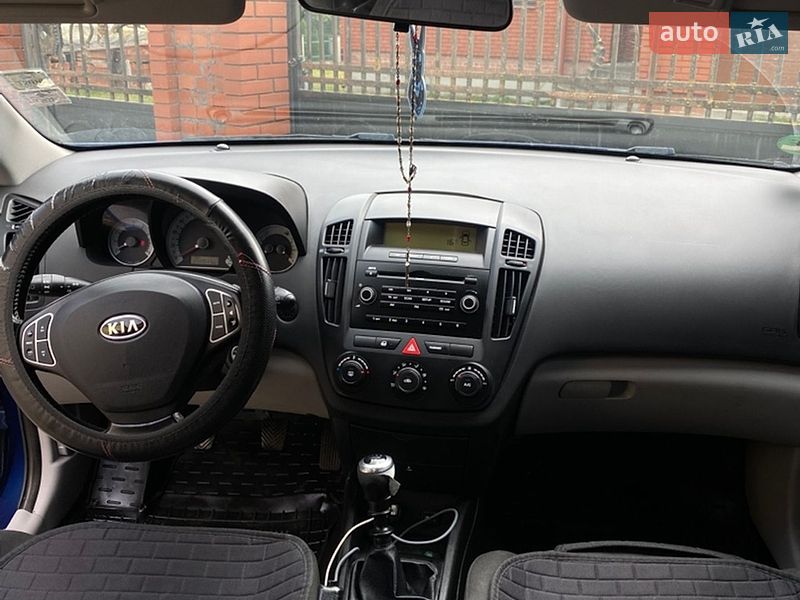 Хэтчбек Kia Ceed 2007 в Львове