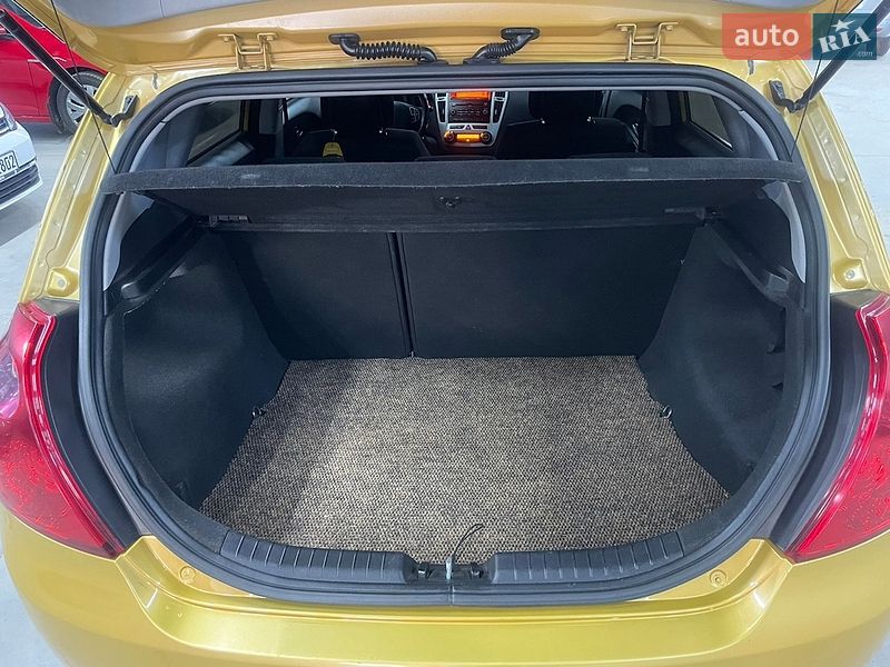 Хетчбек Kia Ceed 2008 в Стрию