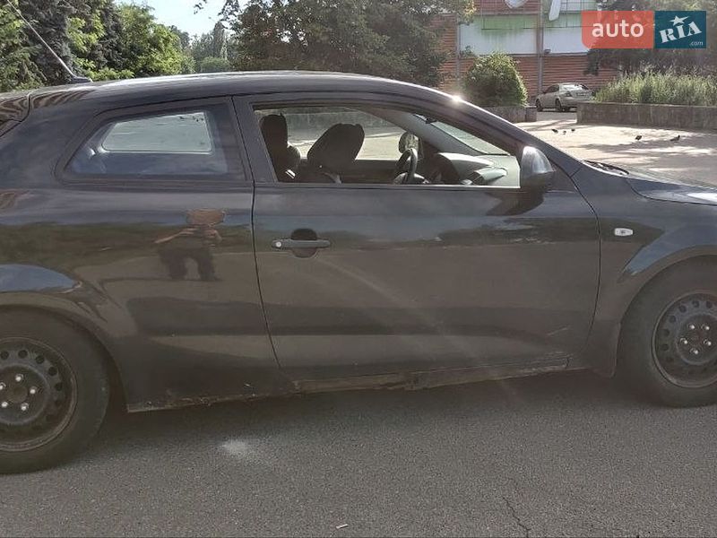 Хетчбек Kia Ceed 2008 в Києві