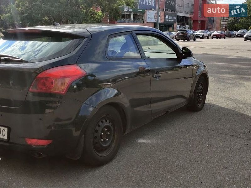 Хетчбек Kia Ceed 2008 в Києві