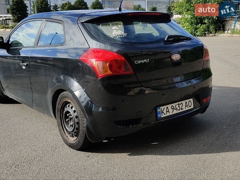 Хетчбек Kia Ceed 2008 в Києві