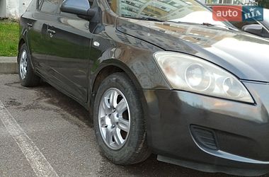Kia Ceed  2008