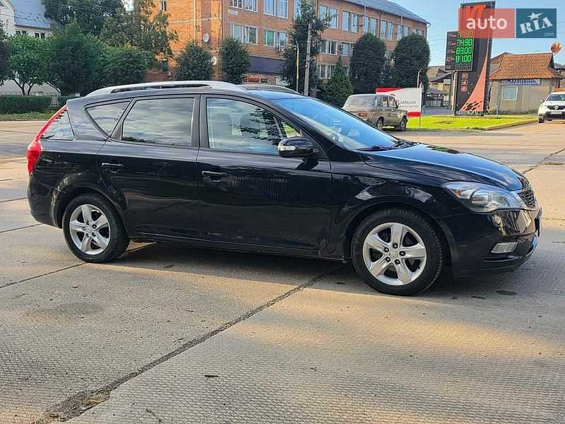 Універсал Kia Ceed 2011 в Коломиї