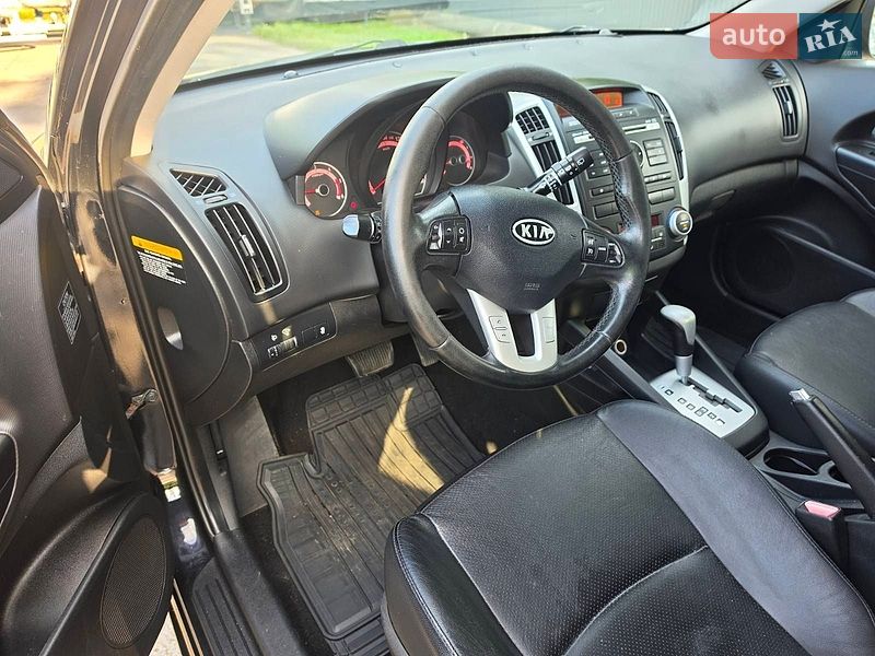 Універсал Kia Ceed 2011 в Коломиї