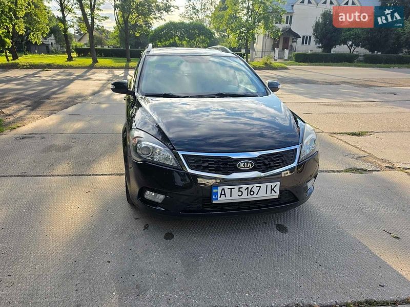 Універсал Kia Ceed 2011 в Коломиї