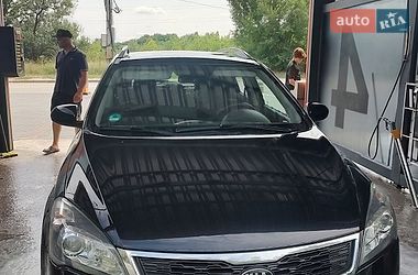 Kia Ceed  2011