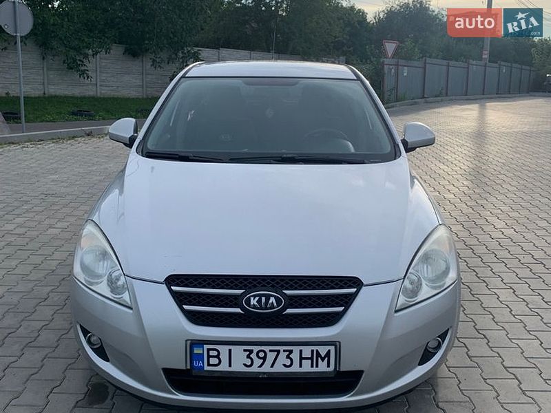 Хетчбек Kia Ceed 2008 в Полтаві