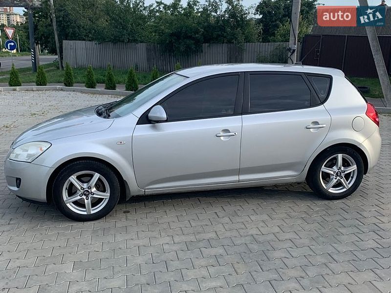Хетчбек Kia Ceed 2008 в Полтаві