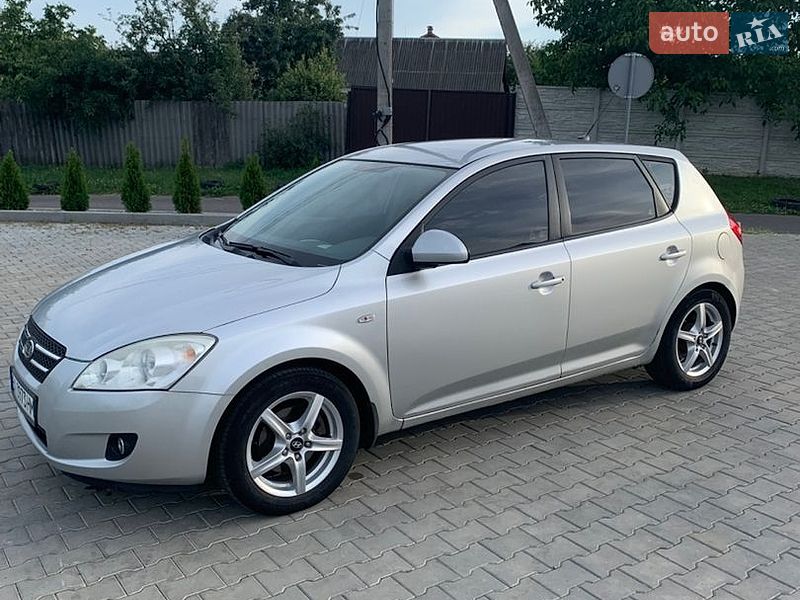 Хетчбек Kia Ceed 2008 в Полтаві