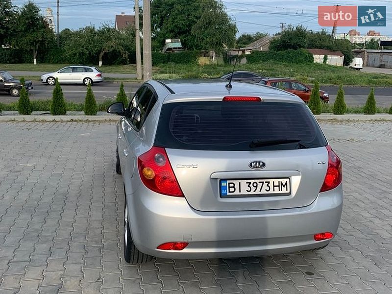 Хетчбек Kia Ceed 2008 в Полтаві