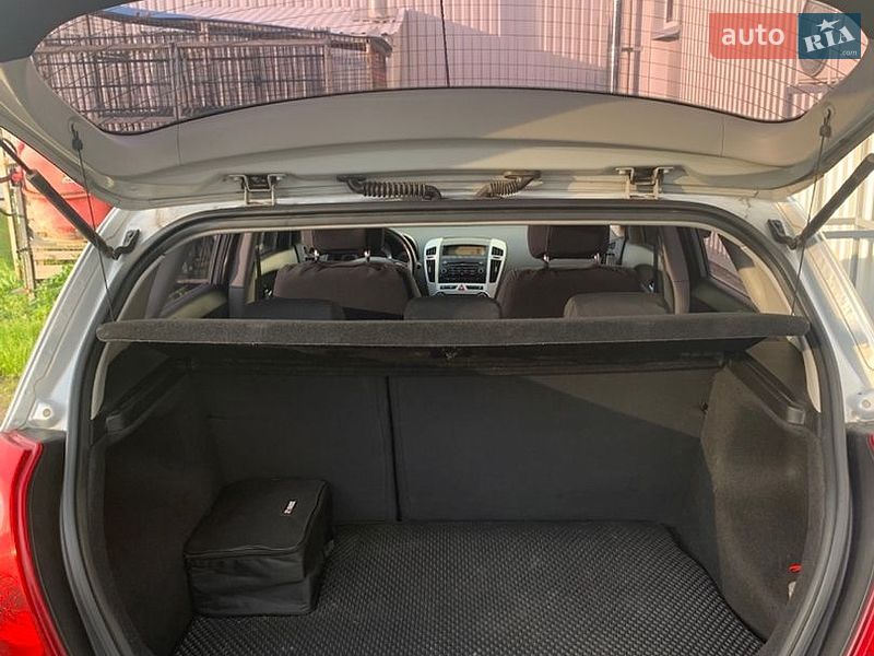 Хетчбек Kia Ceed 2008 в Полтаві