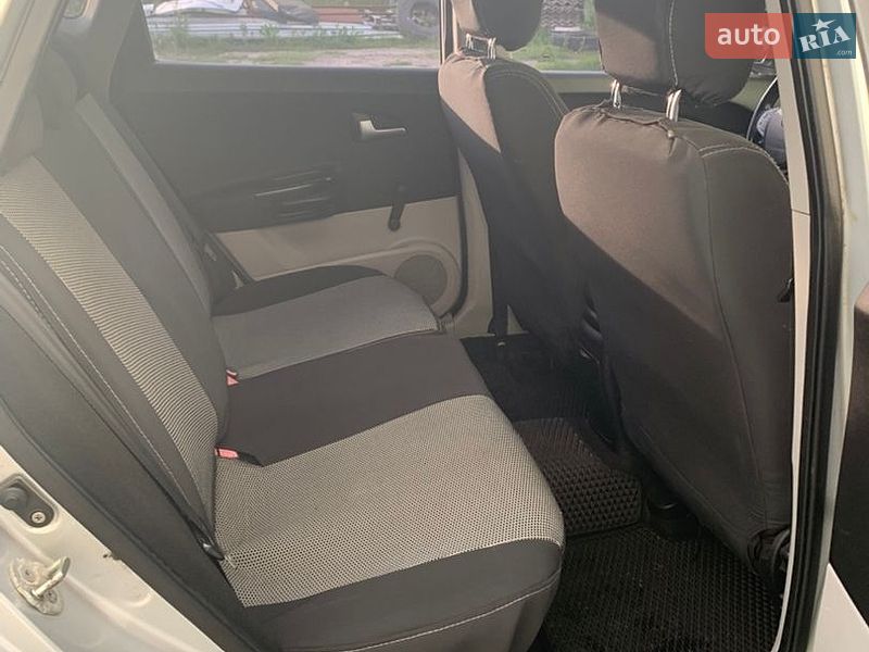 Хетчбек Kia Ceed 2008 в Полтаві
