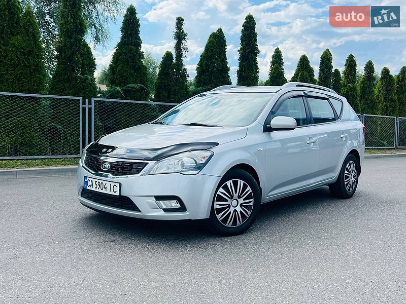 Универсал Kia Ceed 2011 в Смеле