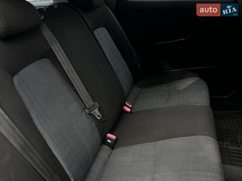 Универсал Kia Ceed 2011 в Смеле