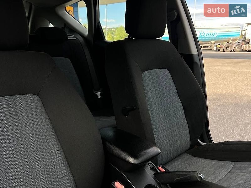 Универсал Kia Ceed 2011 в Смеле