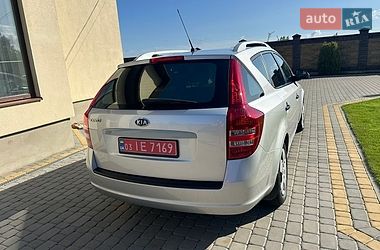 Универсал Kia Ceed 2009 в Луцке