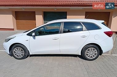 Универсал Kia Ceed 2013 в Львове