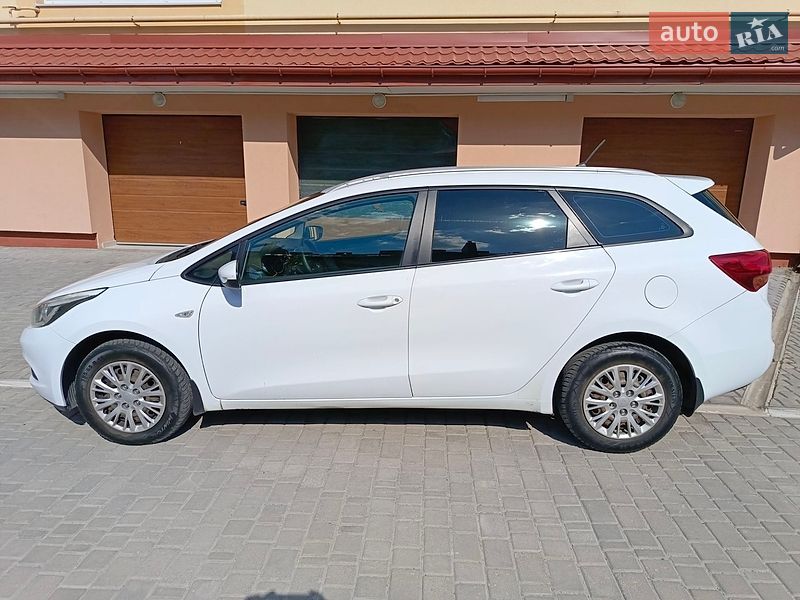 Универсал Kia Ceed 2013 в Львове