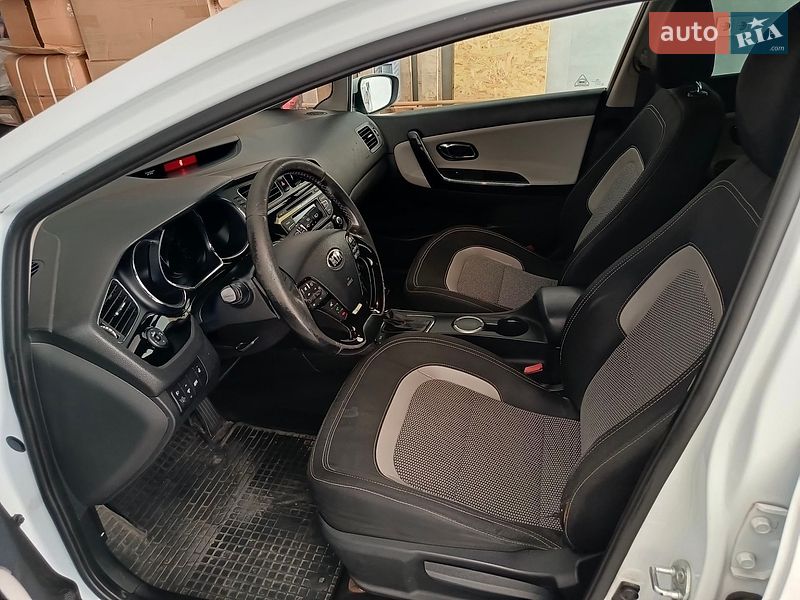 Универсал Kia Ceed 2013 в Львове