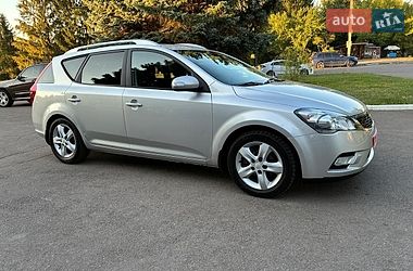 kia ceed 2011 в Ровно от профессионального продавца Ігор