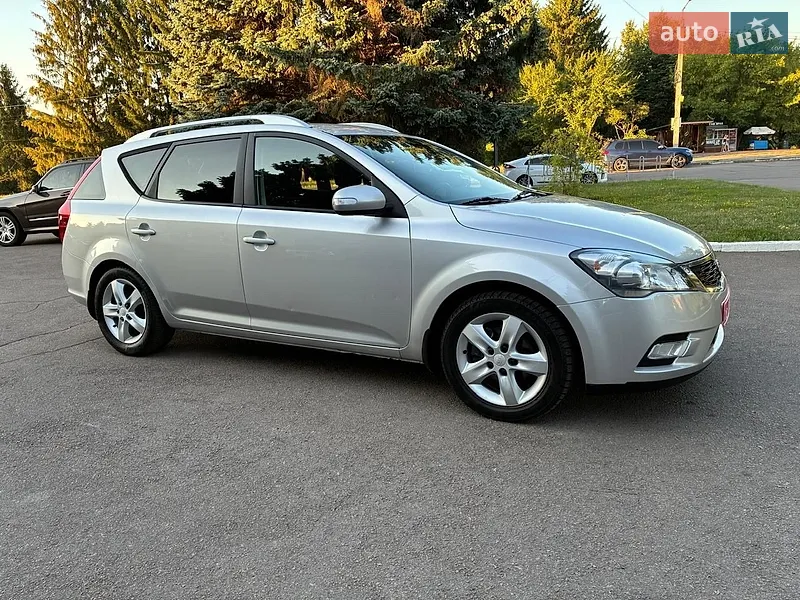 Kia Ceed 2011