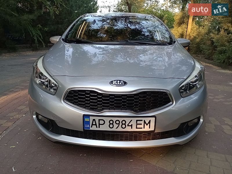 Хетчбек Kia Ceed 2013 в Запоріжжі фото 3 Хетчбек Kia Ceed 2013 в Запоріжжі