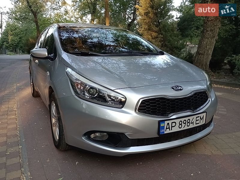 Хетчбек Kia Ceed 2013 в Запоріжжі фото 5 Хетчбек Kia Ceed 2013 в Запоріжжі