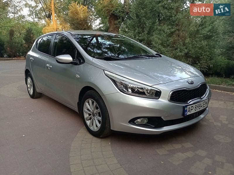 Хетчбек Kia Ceed 2013 в Запоріжжі фото 6 Хетчбек Kia Ceed 2013 в Запоріжжі