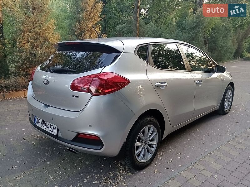 Хетчбек Kia Ceed 2013 в Запоріжжі фото 8 Хетчбек Kia Ceed 2013 в Запоріжжі