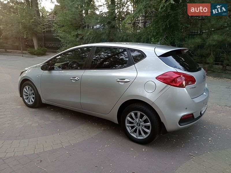 Хетчбек Kia Ceed 2013 в Запоріжжі фото 16 Хетчбек Kia Ceed 2013 в Запоріжжі