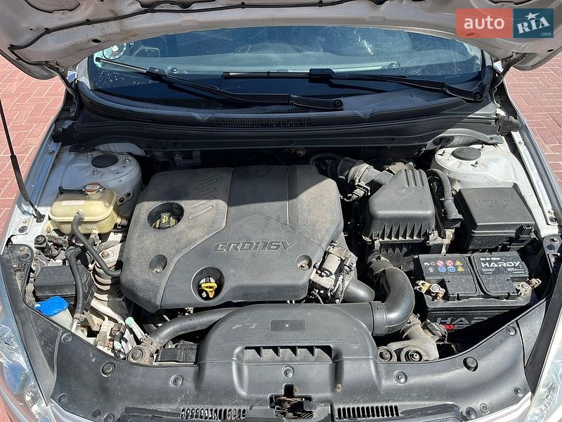 Хэтчбек Kia Ceed 2008 в Дубно