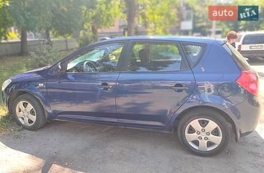 Kia Ceed  2008