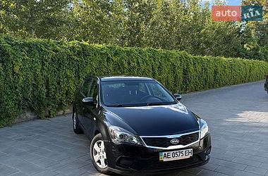 Kia Ceed  2009