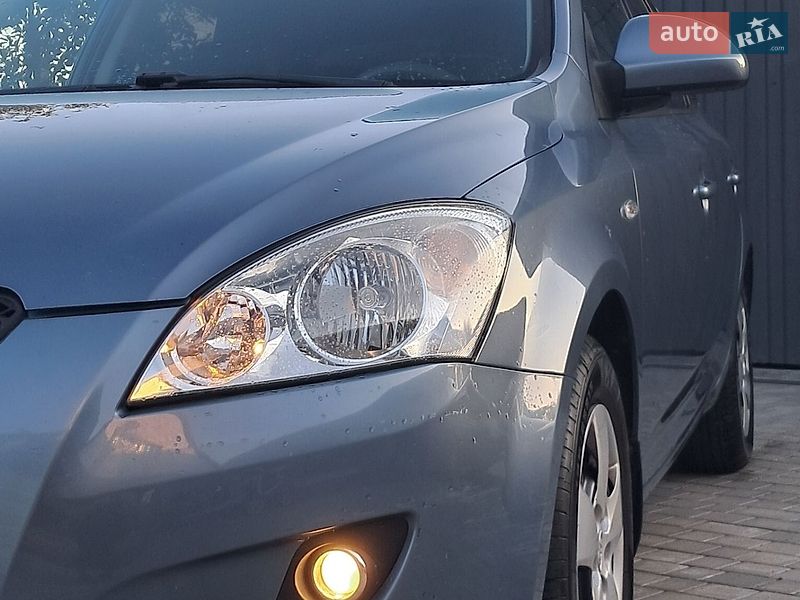 Хэтчбек Kia Ceed 2007 в Мостиске