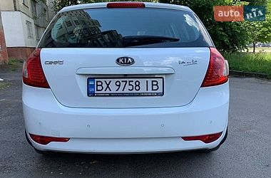 Хэтчбек Kia Ceed 2010 в Хмельницком