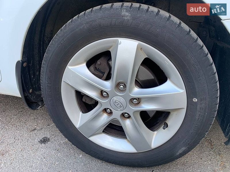 Хэтчбек Kia Ceed 2010 в Хмельницком