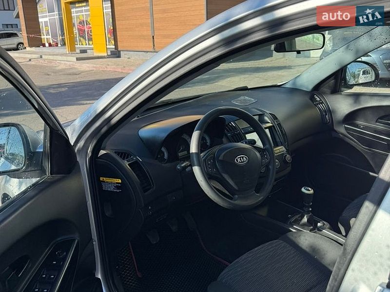 Универсал Kia Ceed 2009 в Белой Церкви