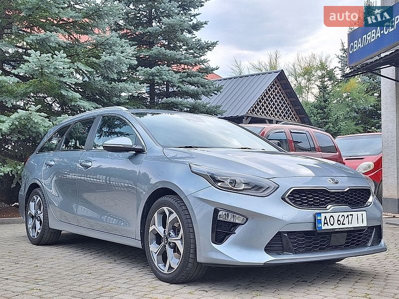 Универсал Kia Ceed 2018 в Сваляве
