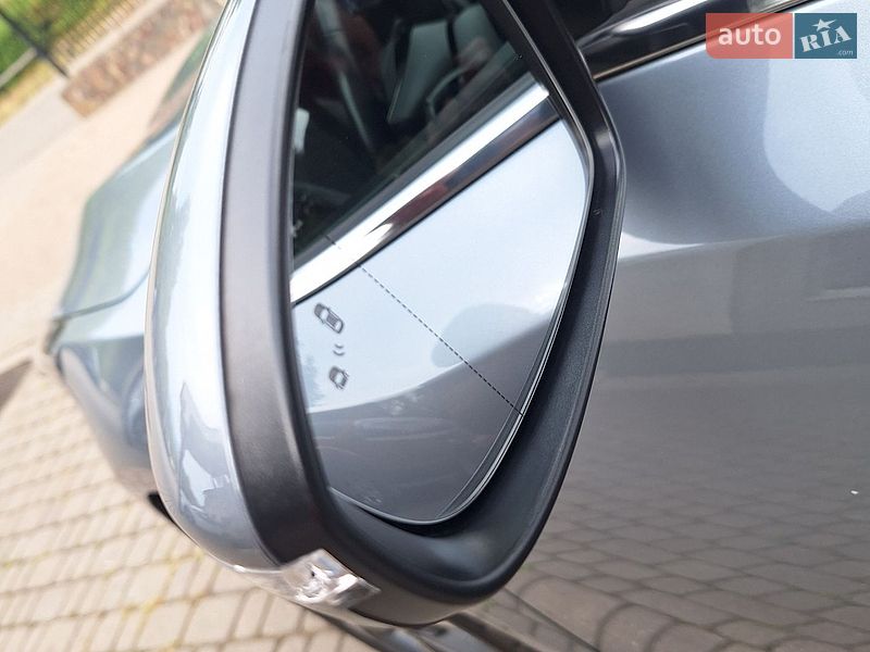 Универсал Kia Ceed 2018 в Сваляве