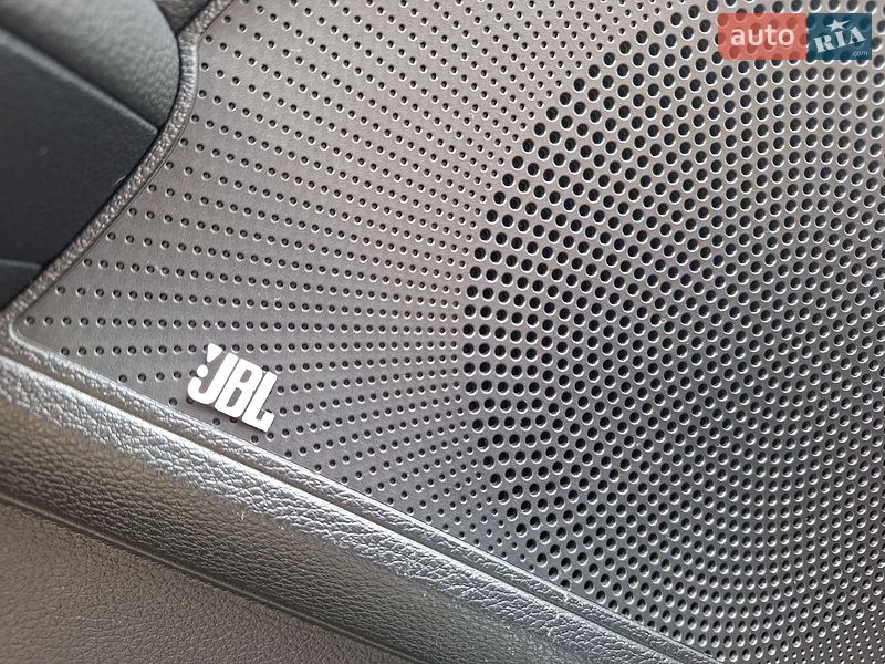 Универсал Kia Ceed 2018 в Сваляве