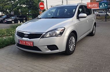 Kia Ceed  2010