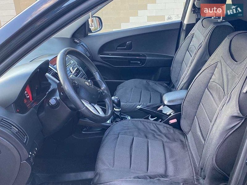 Універсал Kia Ceed 2011 в Звенигородці