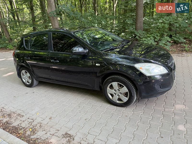 Хетчбек Kia Ceed 2008 в Тернополі