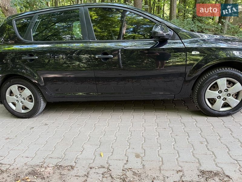 Хетчбек Kia Ceed 2008 в Тернополі
