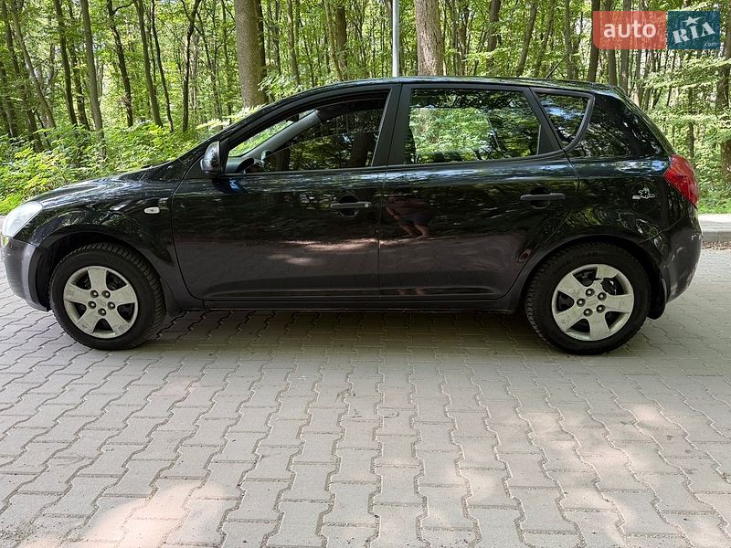 Хетчбек Kia Ceed 2008 в Тернополі