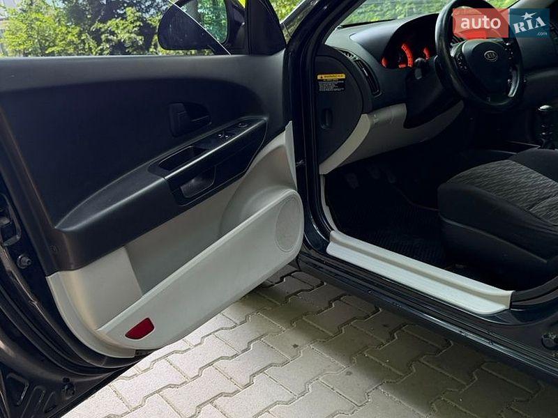 Хетчбек Kia Ceed 2008 в Тернополі