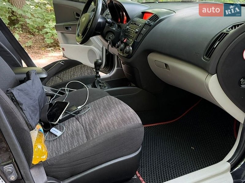 Хетчбек Kia Ceed 2008 в Тернополі