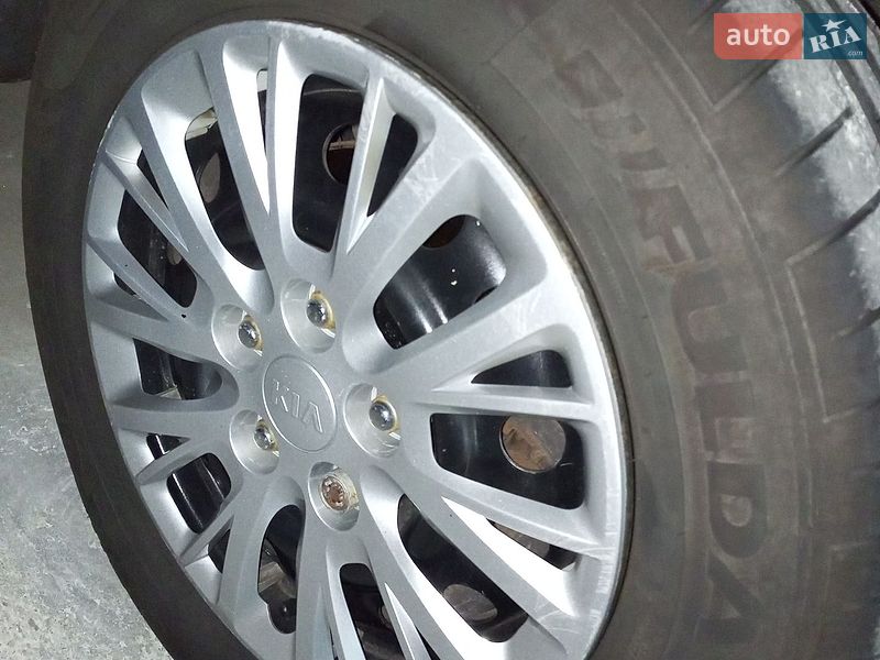 Хэтчбек Kia Ceed 2013 в Харькове фото 17 Хэтчбек Kia Ceed 2013 в Харькове