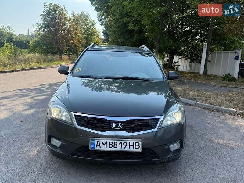 Универсал Kia Ceed 2011 в Попельне