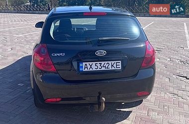 Хэтчбек Kia Ceed 2009 в Харькове